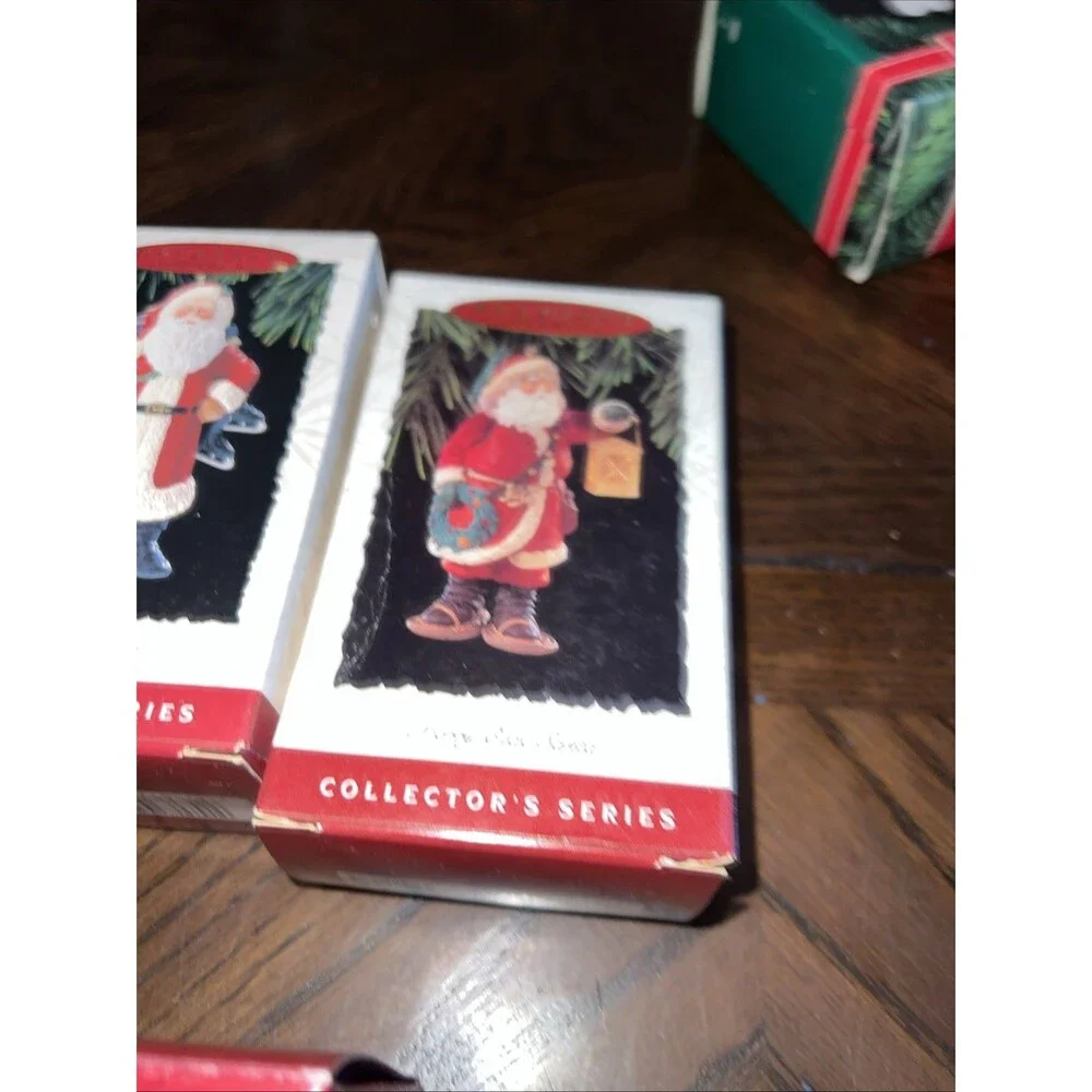 Hallmark Christmas Ornaments MERRY OLDE SANTA Complete 1-10 Set Box WITH STAND!